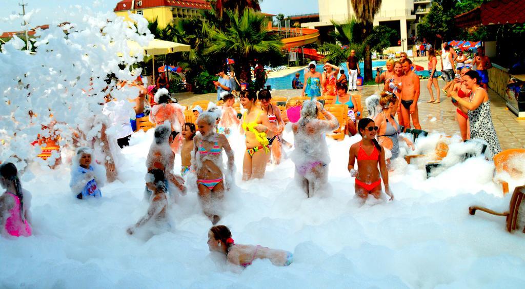 בלדיבי Magic Sun Hotel מראה חיצוני תמונה