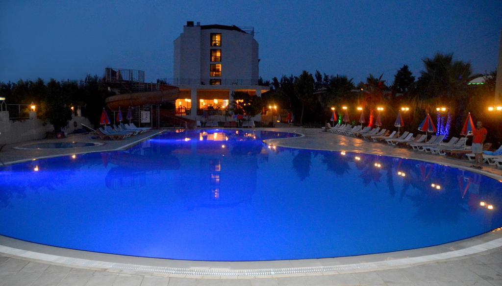 בלדיבי Magic Sun Hotel מראה חיצוני תמונה